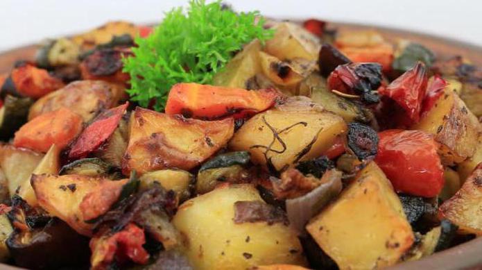 Kuhanje povrća gulaš sa patlidžanom u multivarka: recepti za ukusna jela