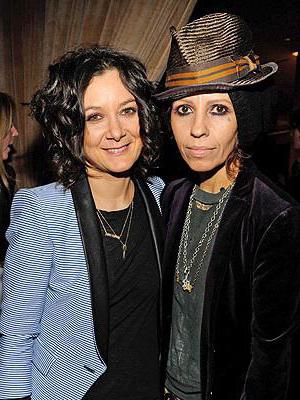 Linda Perry: biografija i fotografije