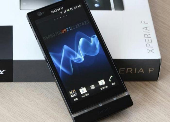 Sony Xperia P smartphone: kratki pregled modela